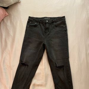 Black distressed jeans